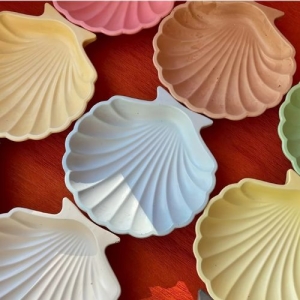 Shell plate/ jewellery holder